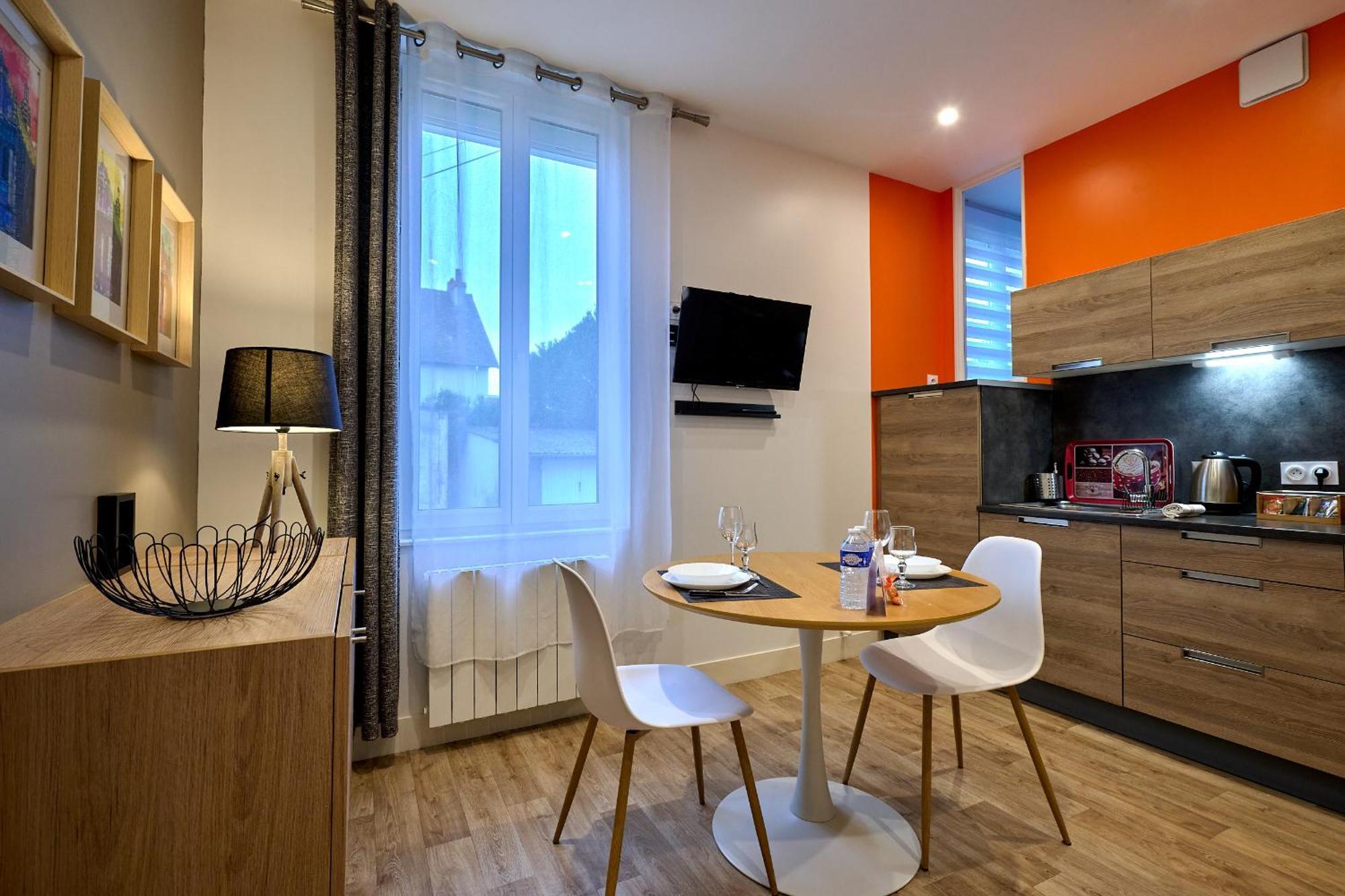 Le Faidherbe Style Appart' Hotel - Wifi Gratuit - Parking Gratuit Calme Et Lumineux Nevers Exterior photo